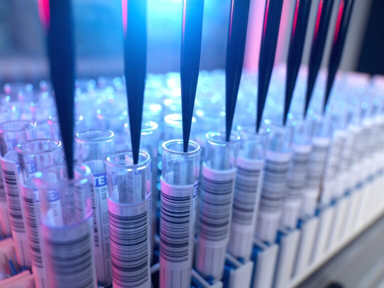 The National Institutes of Health announced Friday that it would cap “Facilities and Administrative” costs at 15%, a significant reduction for many institutions that use grants from the federal agency to conduct biomedical research. (Photo by TEK IMAGE/SCIENCE PHOTO LIBRARY via Getty Images)