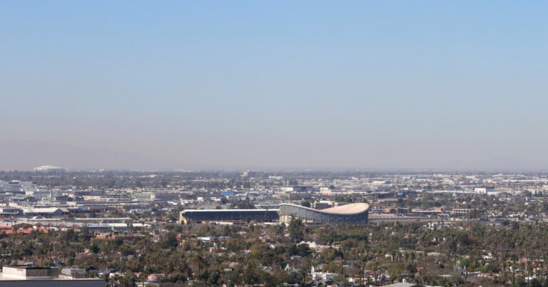 Metro Phoenix is about to trigger new EPA ozone designation. Lawmakers want Trump to block it