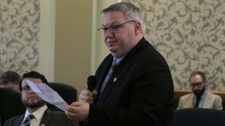 Ex-Senate Leader Ellsworth Banned for Life After Ethics Censure