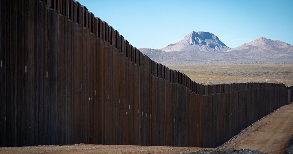 Trump orders military control of borderlands, bypassing environmental protections