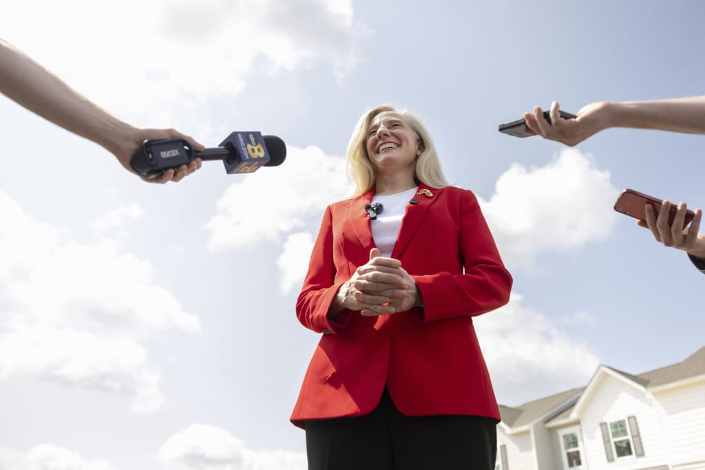 Stark contrast between Spanberger, Earle-Sears when it comes to Virginians’ reproductive freedom