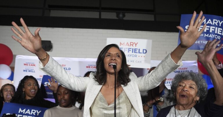 Duggan endorses frontrunner Mary Sheffield for Detroit mayor