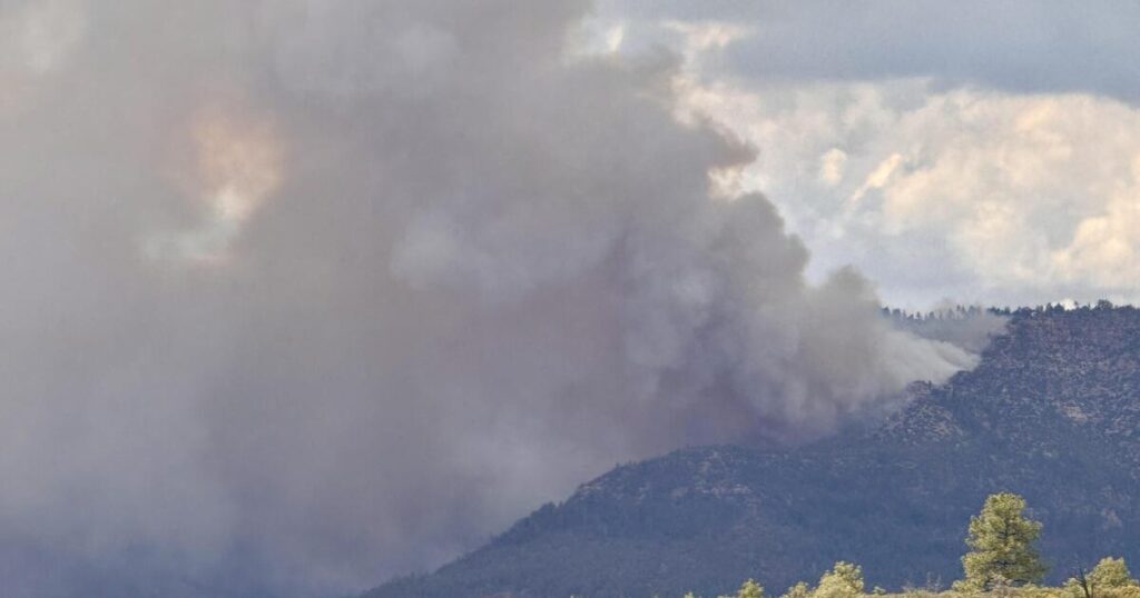 Gila County officials order evacuations for residents near wildfire along Mogollon Rim