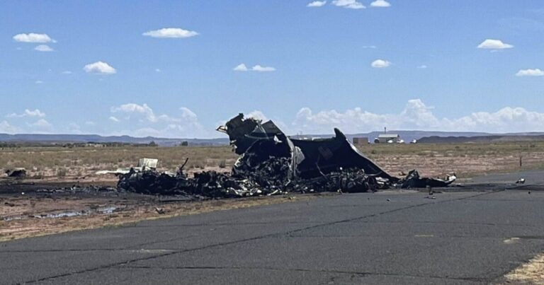 4 dead in medical transport plane crash on Navajo Nation