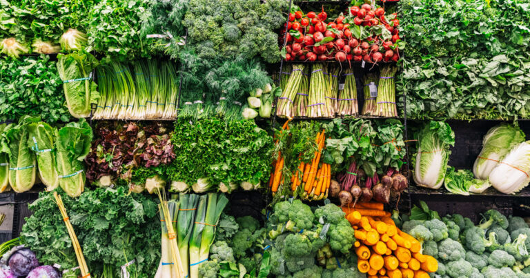 Vegetable Prices Surge Nearly 40%, Shaking Up Grocery Budgets