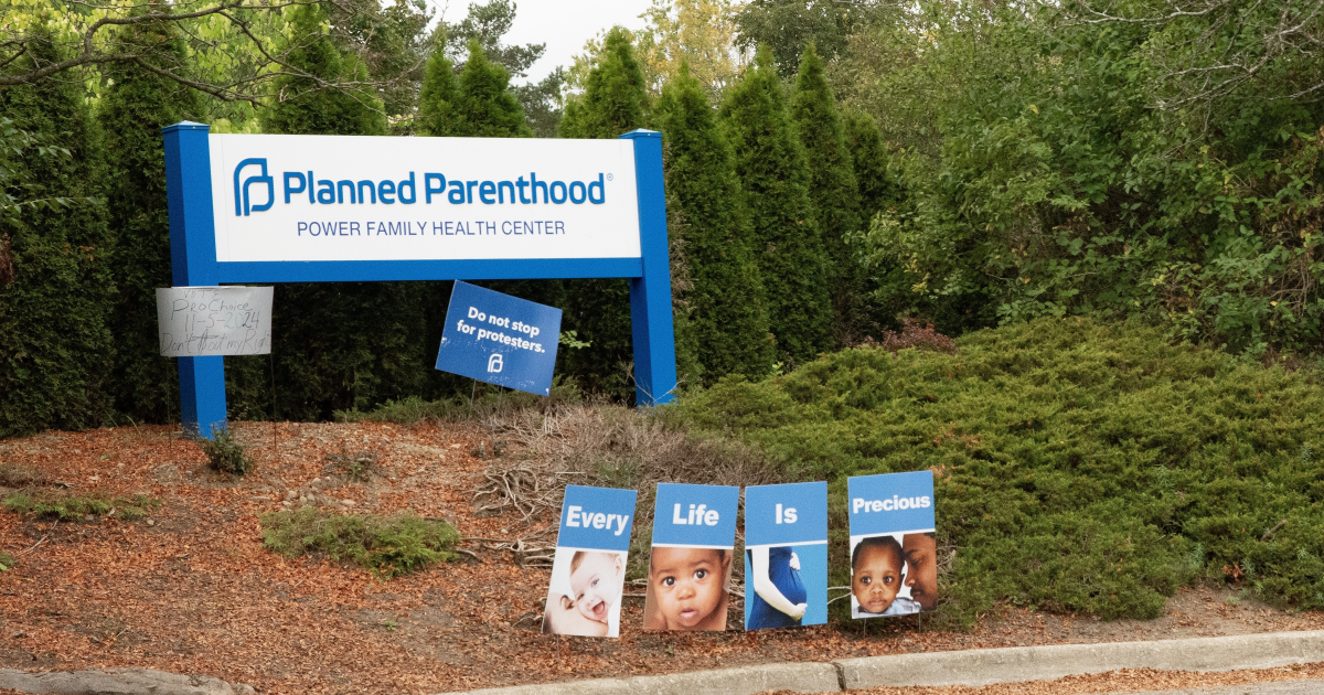 Court blocks Medicaid funding for Planned Parenthood of Michigan, for now
