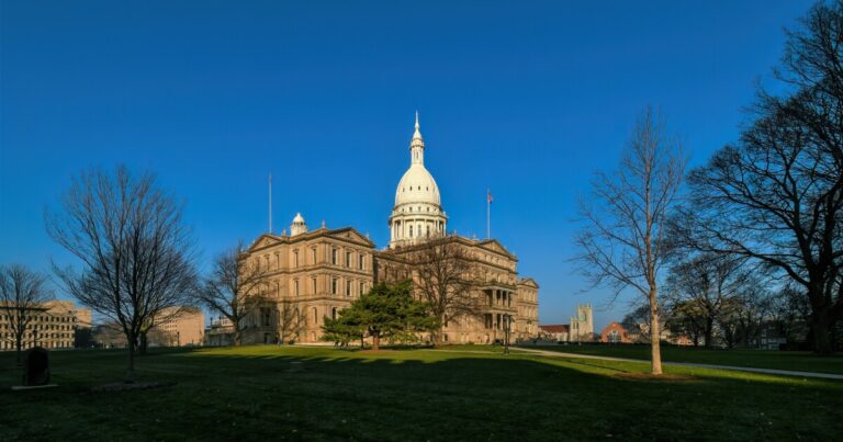 Michigan Senate meets, but no progress toward budget deal