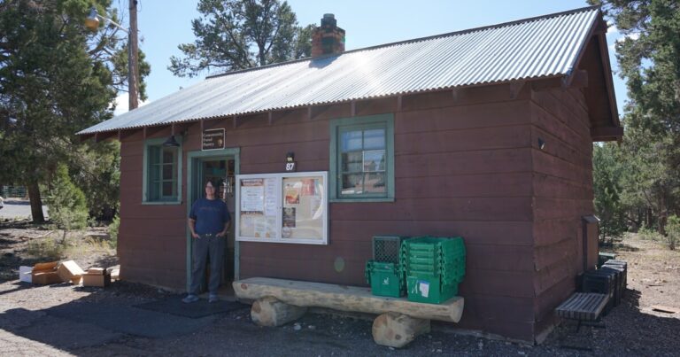 Social services gear up as Grand Canyon park staff face uncertainty