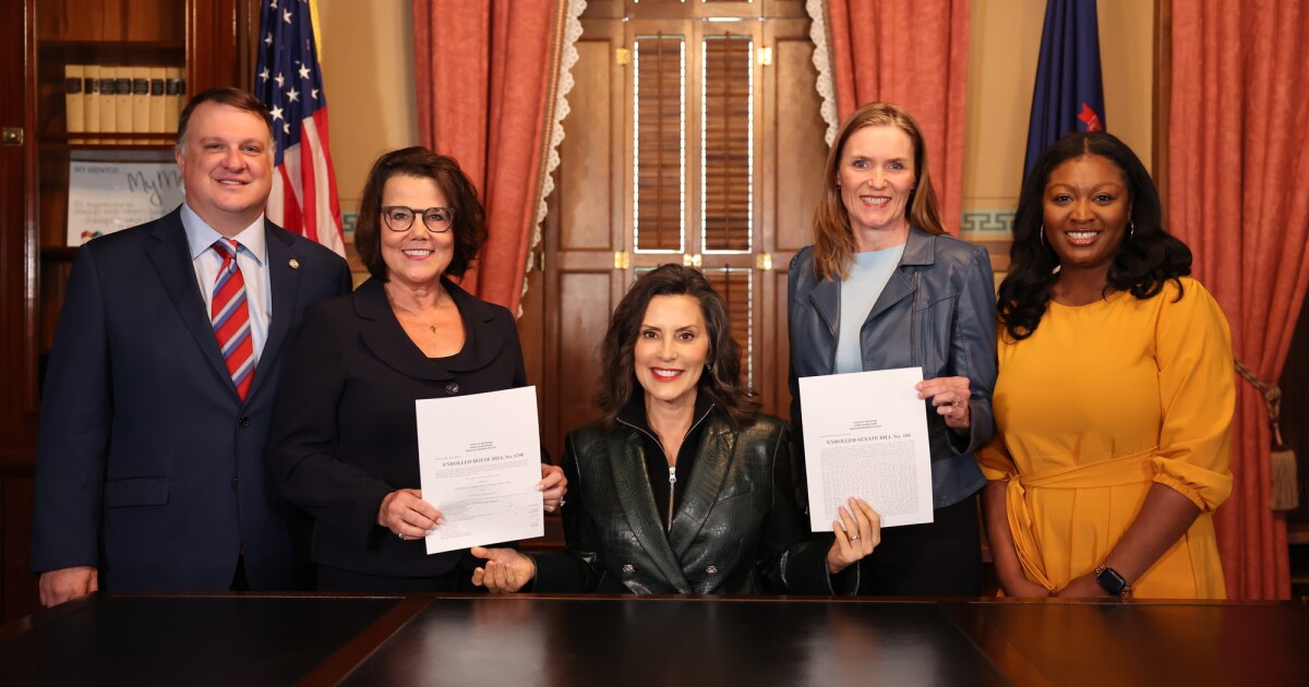 Whitmer signs spending and revenue bills