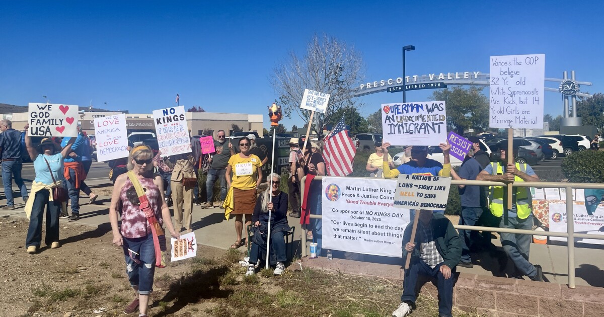 Thousands rally in latest 'No Kings' protests across northern Arizona