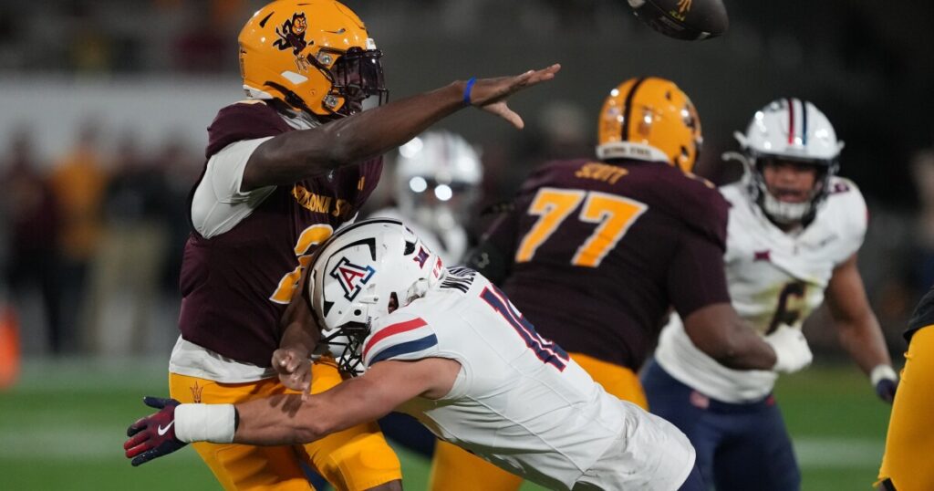 UA forces 5 turnovers, spoils rival ASU's Big 12 repeat title hopes with 23-7 win