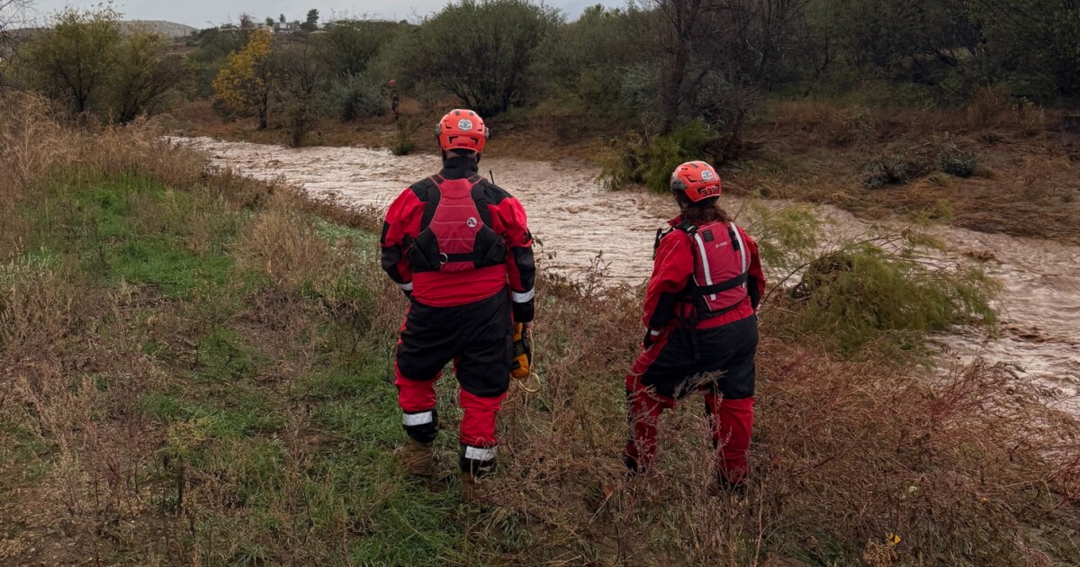 Flash Flood in Cordes Lakes One Rescued Another Still Missing - Kitchen Table News Cordes Lakes man missing after flash flood