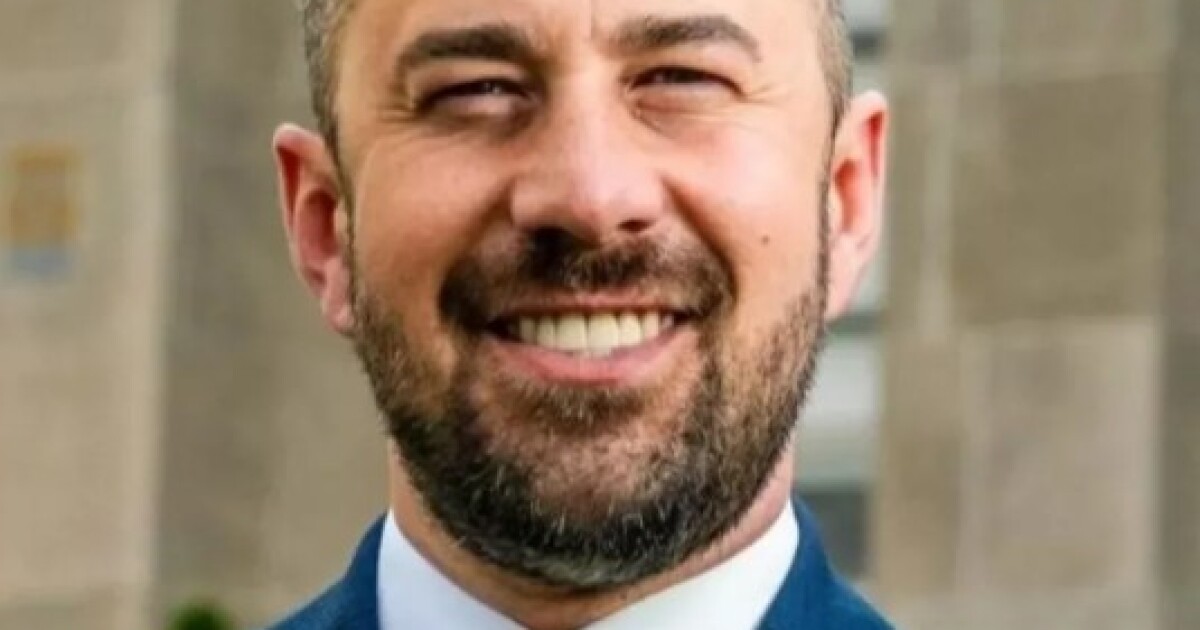 Mike McGuinness Elected Mayor of Pontiac Focuses on City Improvement - Kitchen Table News Pontiac elects Mike McGuinness as Mayor; Southfield mayor Ken Siver appears headed to third term