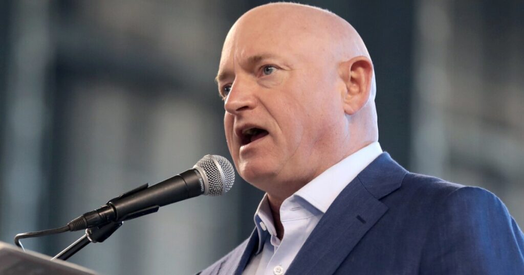 Sen. Kelly speaks at bipartisan town hall on political violence in America