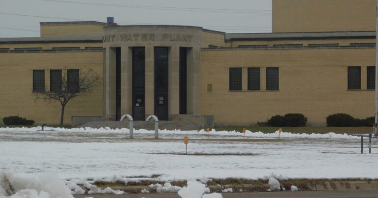 Judge approves instructions for Flint water crisis claimants to get paid