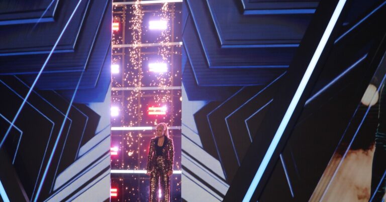 Crowd credits Erika Kirk for drawing in female supporters