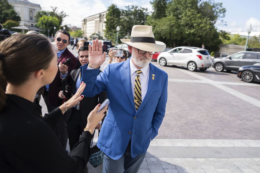 Van Orden Supports GOP Blockade as Obamacare Subsidies Face Expiry - Kitchen Table News Van Orden backs GOP blockade of Obamacare subsidies as costs rise