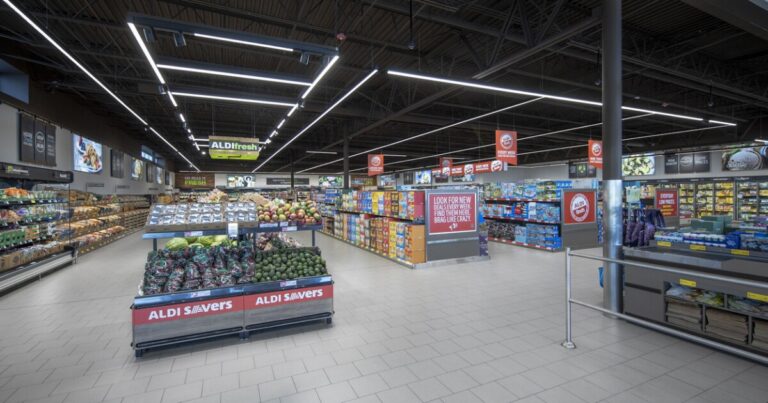 As prices rise, Aldi continues $9 billion expansion. That includes new Arizona distribution center