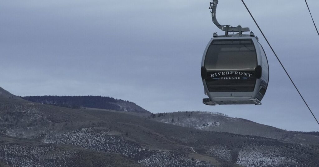 Colorado ends 2025 with extremely low snowpack