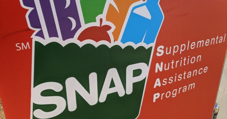 Arizona Republicans push stricter eligibility requirements for SNAP to retain federal funding