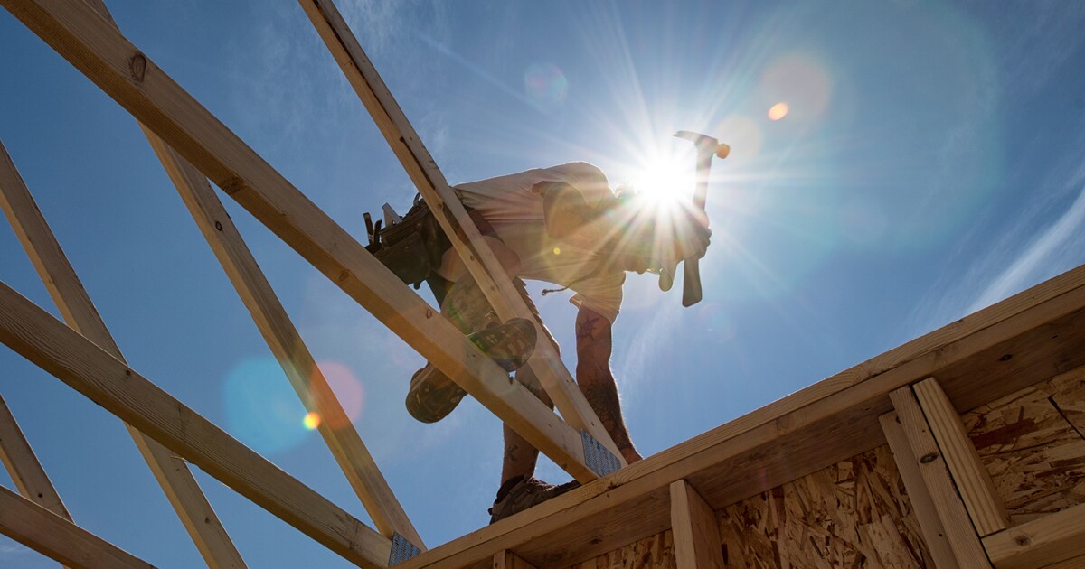 Arizona Homebuilders Sue Over States Groundwater Restrictions - Kitchen Table News Fight between homebuilders, Arizona water department could upend groundwater protection framework