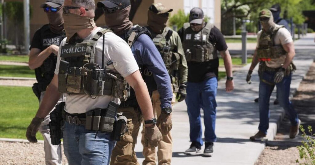 Arizona lawmakers reject proposal to ban police masks