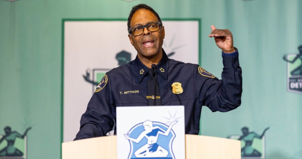 Detroit chief changes course, will not fire cops in immigration cases