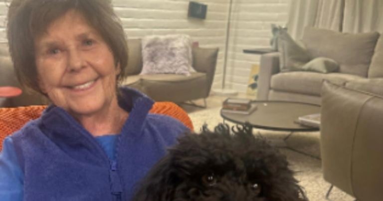 Daughter makes emotional plea for her return