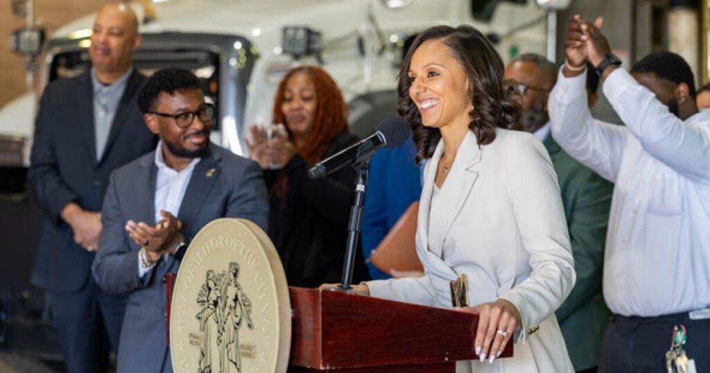 Sheffield, in first State of the City, says Detroit will spread resurgence "block by block"