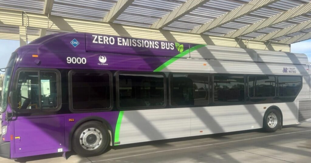 Phoenix plans to sell hydrogen-powered bus after losing Biden-era grant