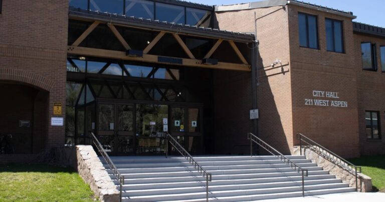 Flagstaff council renames Columbus Avenue, extends Switzer Canyon Drive