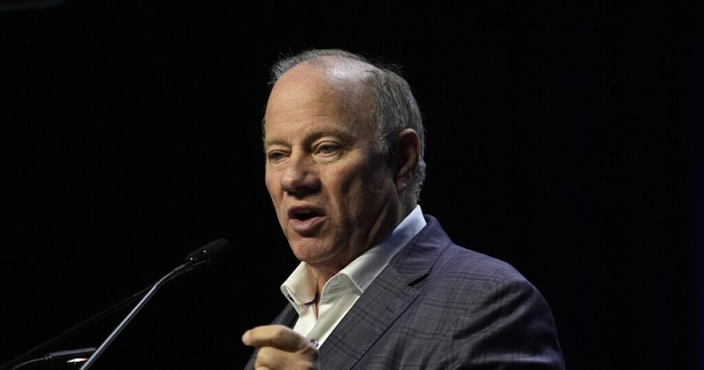 Former Detroit Mayor Mike Duggan ends campaign for Michigan governor