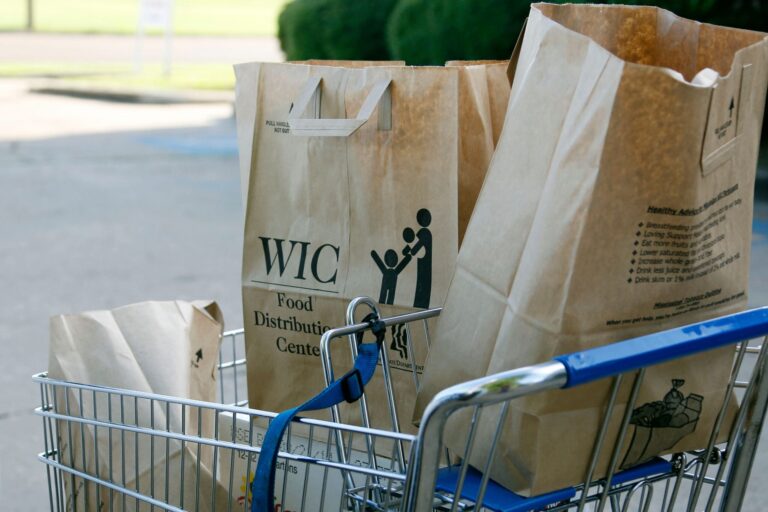 House Approves Bill to Cut Kids Fruit and Veggie Program - Kitchen Table News House passes bill that would cut program providing fruit and veggies for kids, new moms