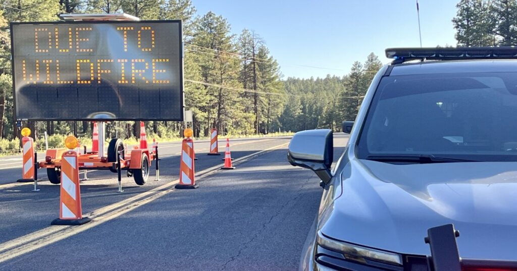 Pocket Fire threatens property and businesses in Oak Creek Canyon