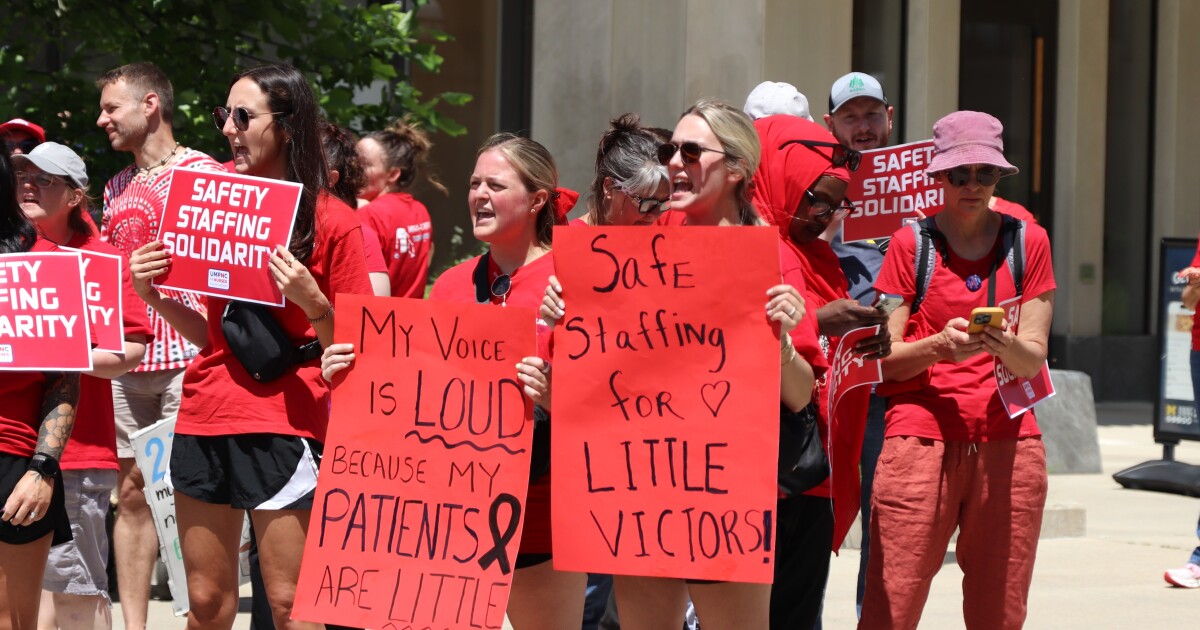 Michigan Medicine nurses' union announces strike vote as contract negotiations stall