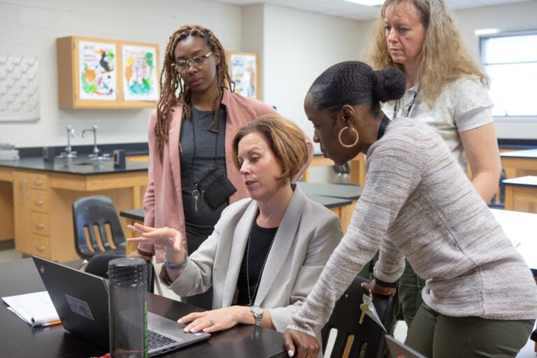 AI Teaching Assistants May Undermine Learning and Student Motivation