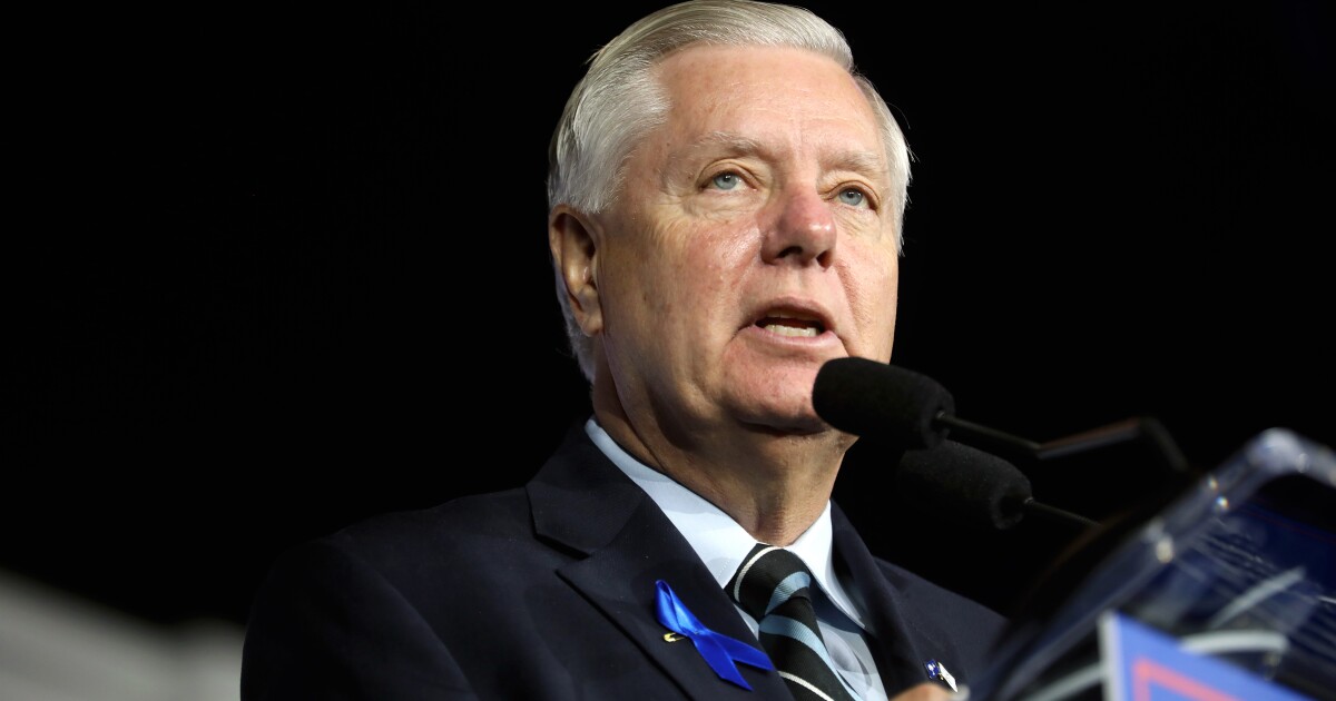 Arizonans Honor Late Sen Lindsey Graham with Bipartisan Condolences - Kitchen Table News Arizona leaders praise South Carolina Sen. Lindsey Graham's lifetime of public service