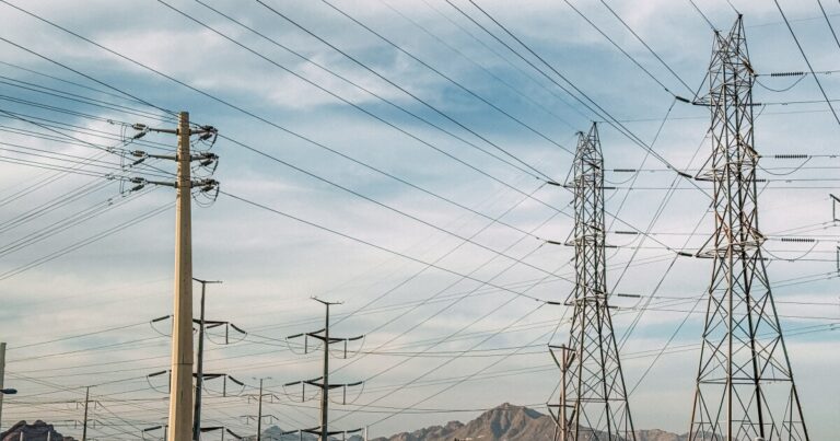 Data Centers Drive Record Energy Demand for Arizona’s Largest Utilities