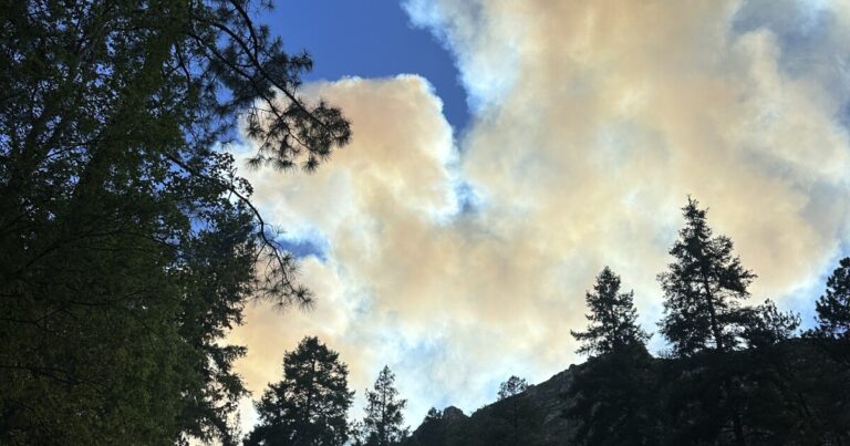 Pocket Fire Containment Progresses as Evacuation Notices Downgraded Pocket Fire Containment Progresses as Evacuation Notices Downgraded