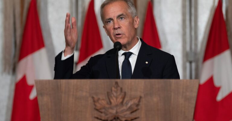 Trump Imposes 50% Tariffs on Canadian Goods, Sparking Trade Tensions Trump Imposes 50% Tariffs on Canadian Goods, Sparking Trade Tensions