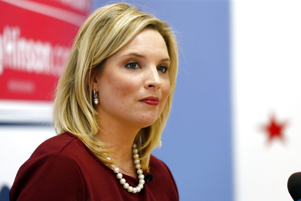 Iowa Rep. Ashley Hinson Criticized for Donor Ties, Missed Epstein Votes