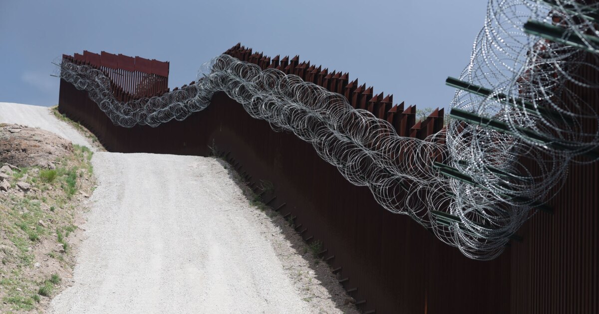 July Sees Highest Migrant Death Toll at Arizona-Mexico Border in 2 Years July Sees Highest Migrant Death Toll at Arizona-Mexico Border in 2 Years