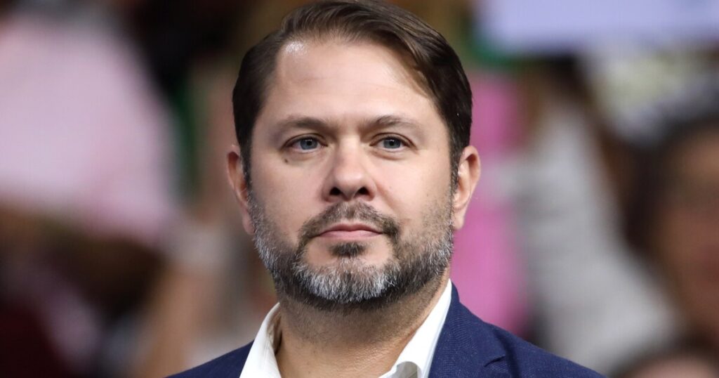 Sen. Gallego Criticizes Federal Healthcare Cuts Affecting Arizonans