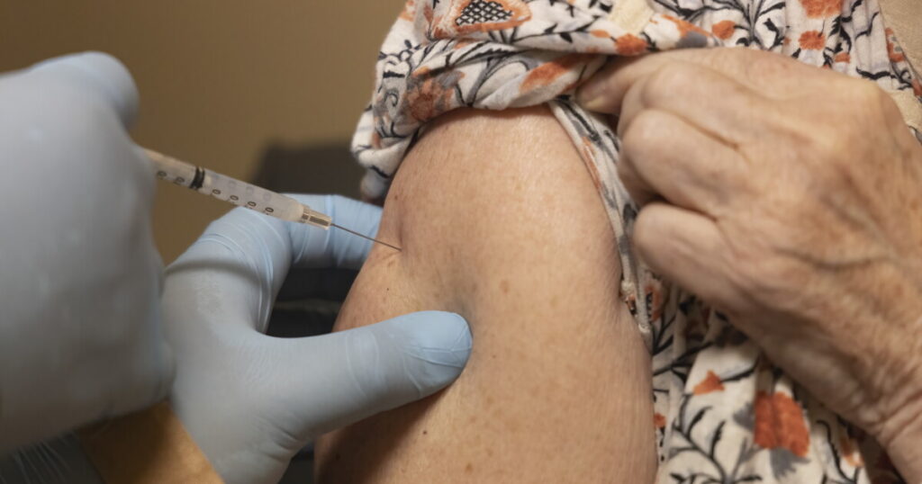 Expert Guidelines Urge Continued Vaccination Amid Federal Uncertainty