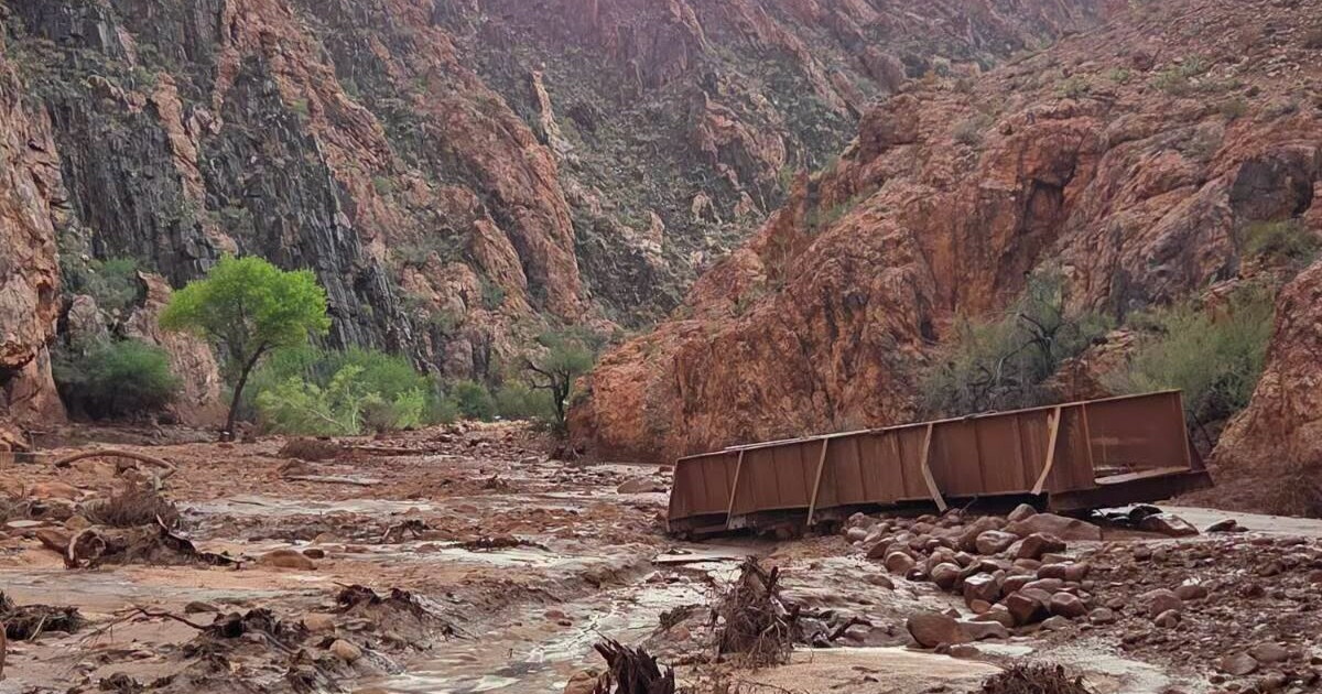 Flash Floods Hit Grand Canyon, Warning System Fails Amidst Chaos Flash Floods Hit Grand Canyon, Warning System Fails Amidst Chaos