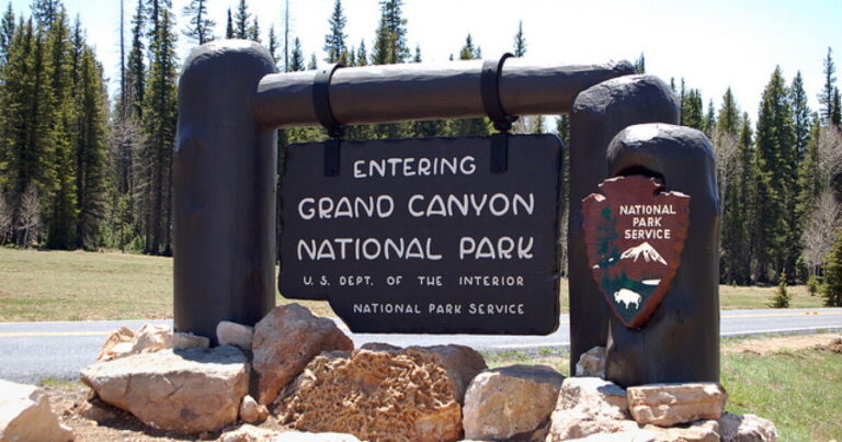 Grand Canyon Tourism Impacted by Fires and Floods, Businesses Struggle Grand Canyon Tourism Impacted by Fires and Floods, Businesses Struggle