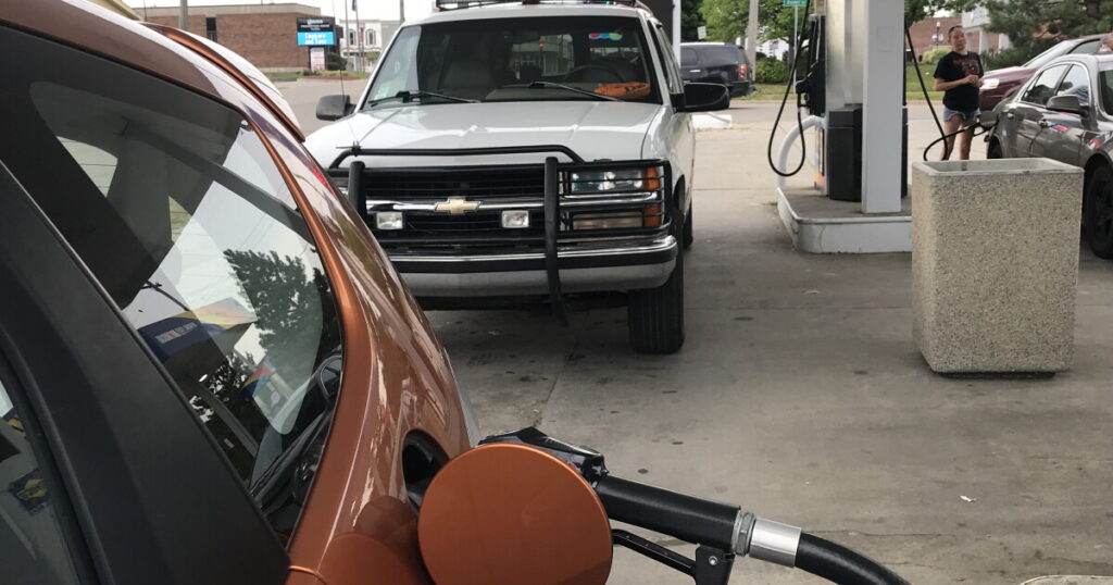 Michigan Senate Candidates Unite on Gas Tax Suspension Amid Price Hikes