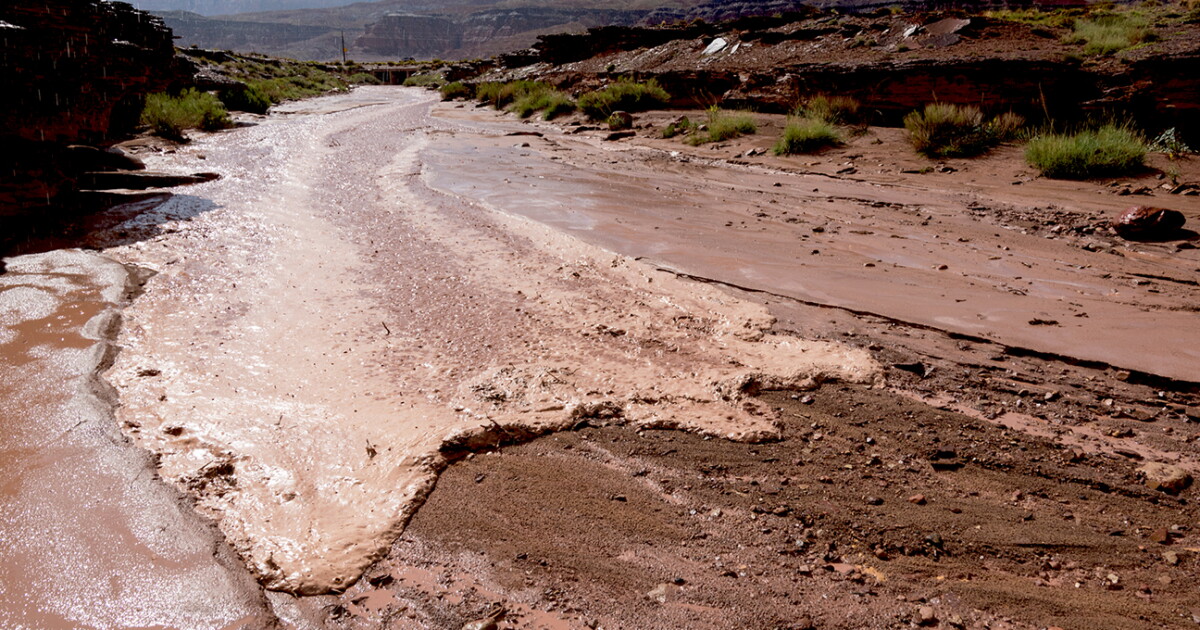 Trekking the Grand Canyon: A Slow Encounter with Flash Floods Trekking the Grand Canyon: A Slow Encounter with Flash Floods
