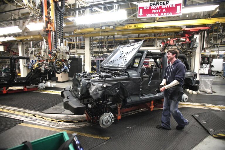 Trump’s Canadian Trade War Stirs Trouble for GOP Ahead of Midterms Trump’s Canadian Trade War Stirs Trouble for GOP Ahead of Midterms