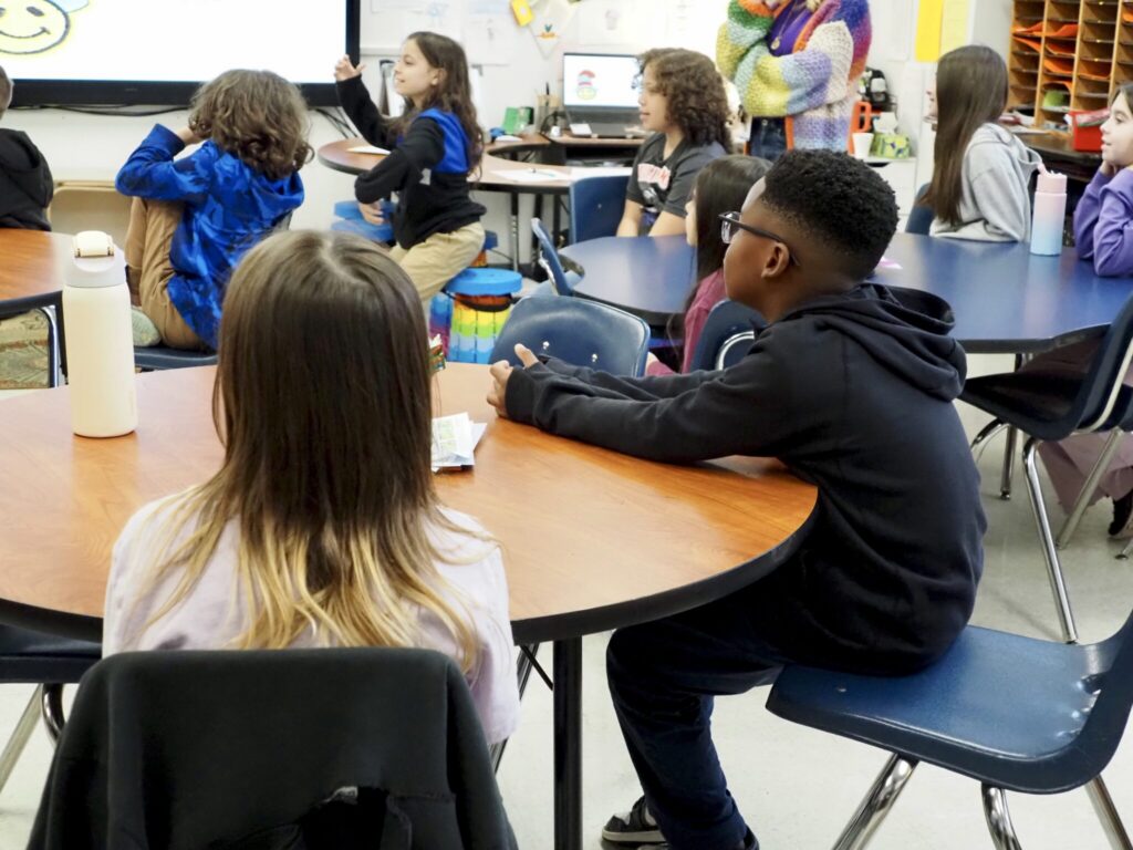 U.S. Education Dept. Halts Monitoring, Risks K-12 Fund Misuse U.S. Education Dept. Halts Monitoring, Risks K-12 Fund Misuse